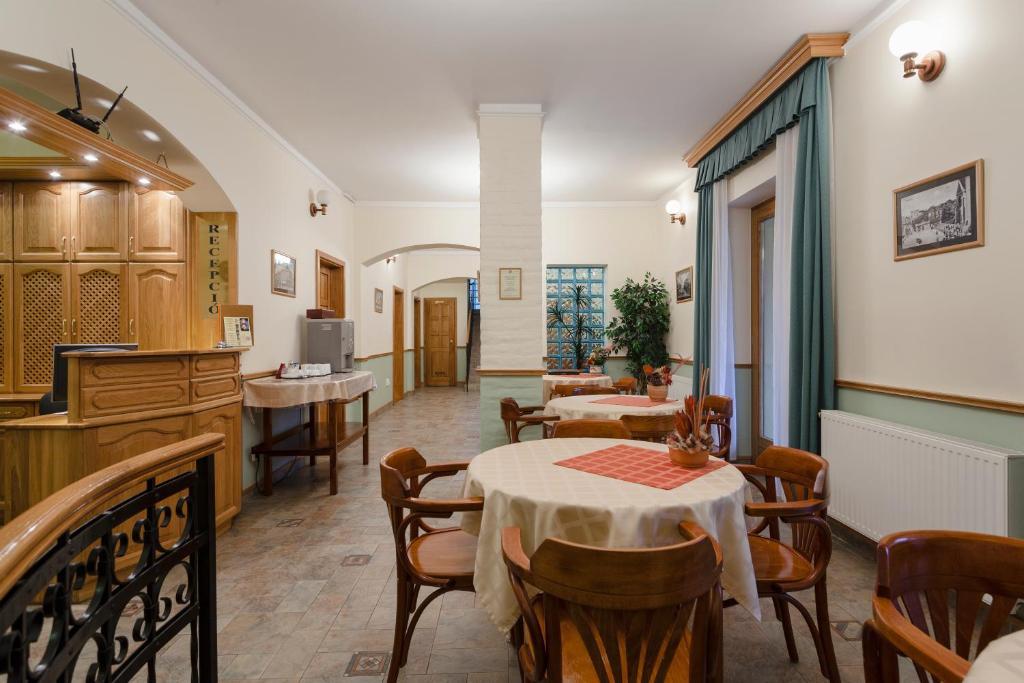 Laetitia Panzio Bed & Breakfast Kaposvár Exterior foto